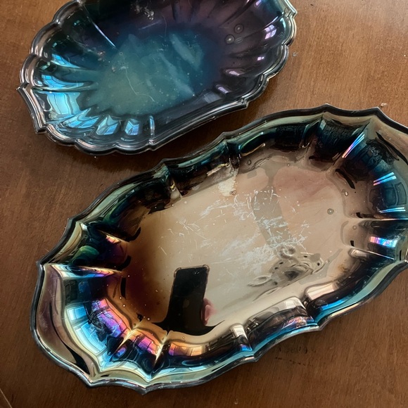 Two. Trays. - Picture 3 of 3